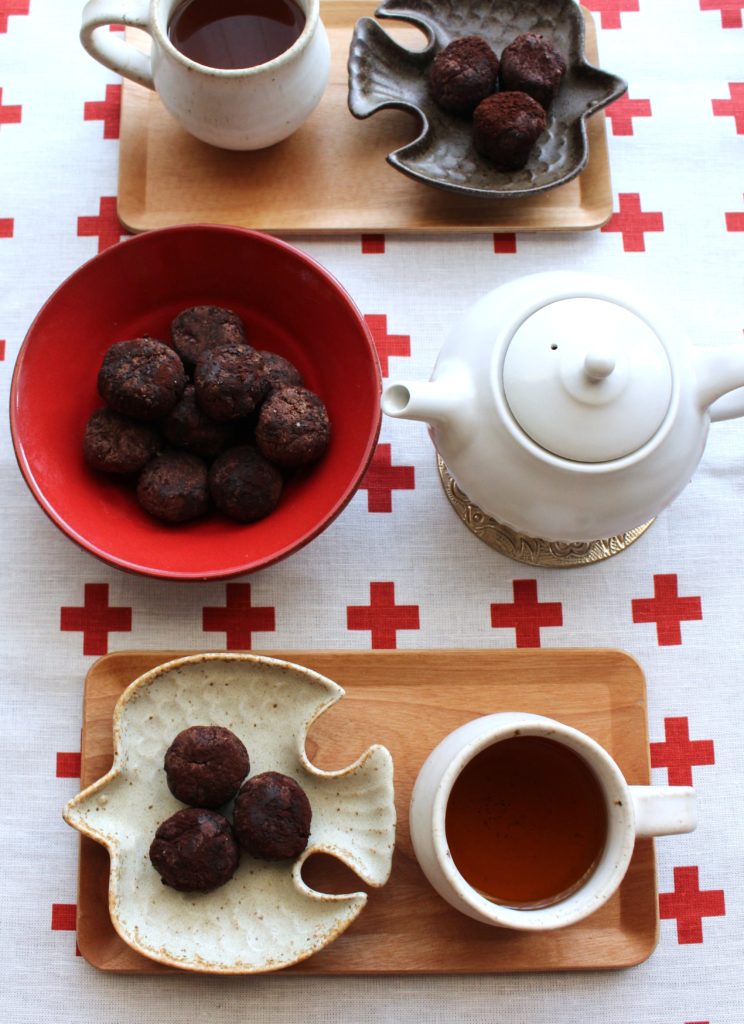ココアのコロコロクッキー&ほうじ茶